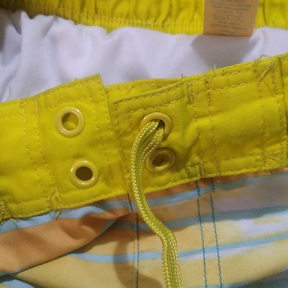 5/$15 🦈Boys XL Swim Shorts🦈 - Picture 4 of 5